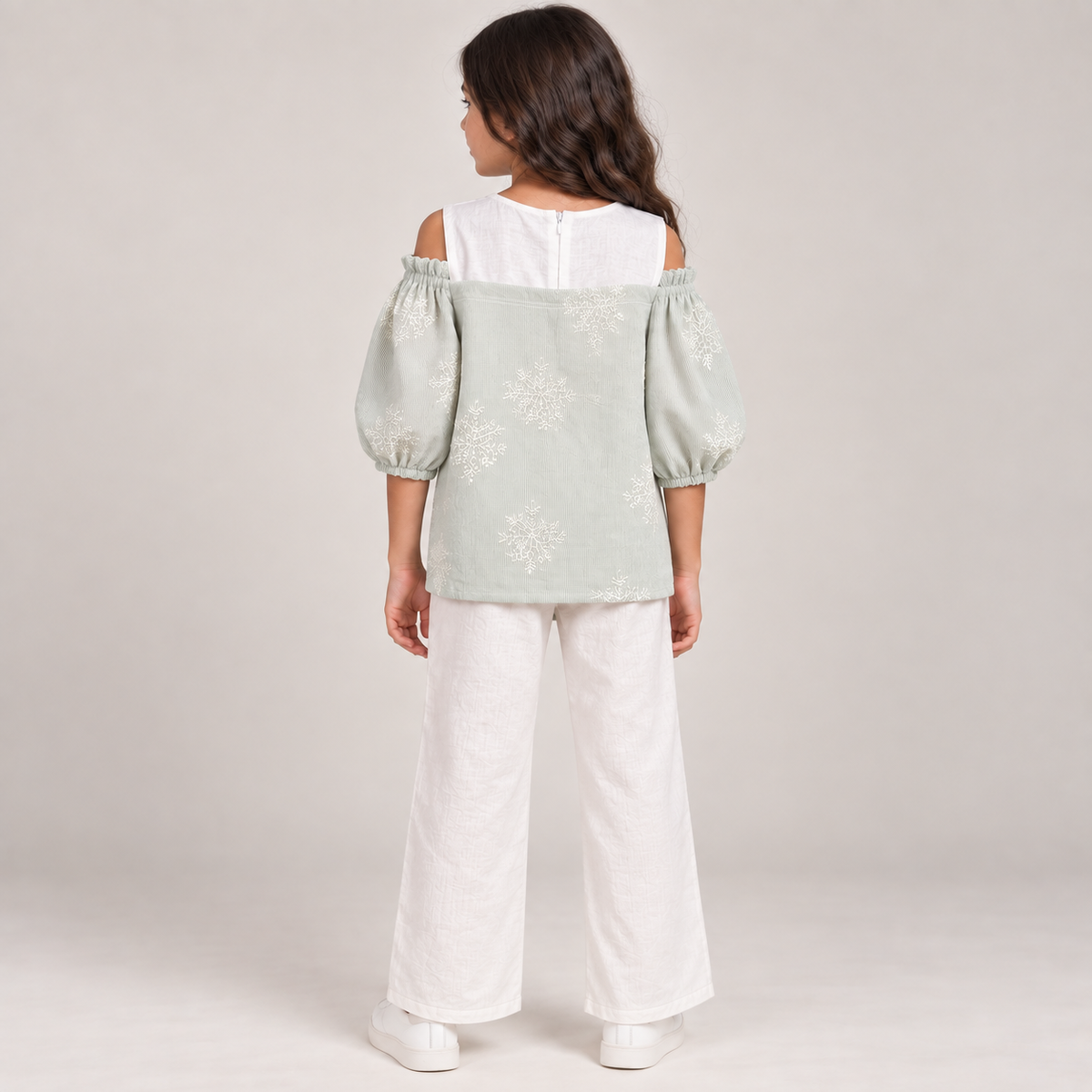 Girls Embroidered Bow Cold-Shoulder Top