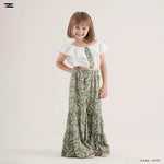 Load image into Gallery viewer, Solid Blouse and Floral Pants Set