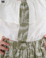 Load image into Gallery viewer, Solid Blouse and Floral Pants Set