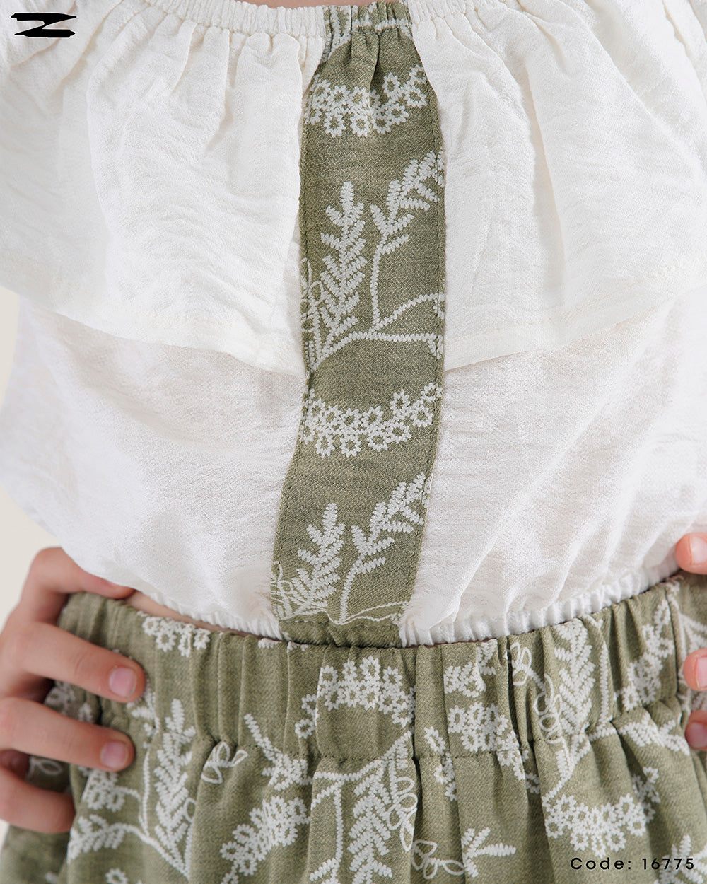 Solid Blouse and Floral Pants Set