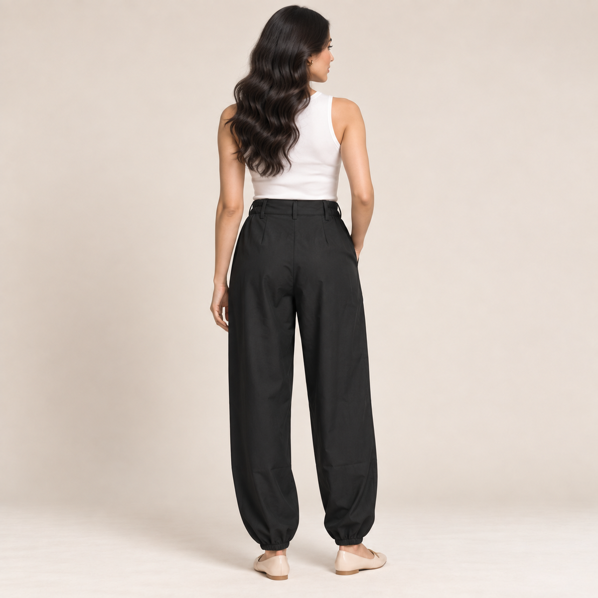 Women Pleated Balloon-Leg Pants